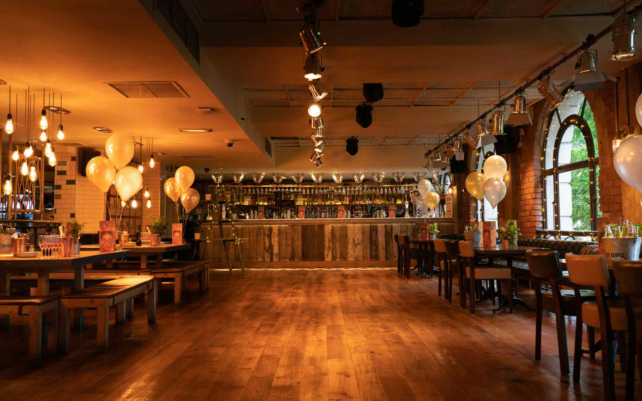 Hire Main Bar, Revolucion De Cuba Glasgow • HeadBox